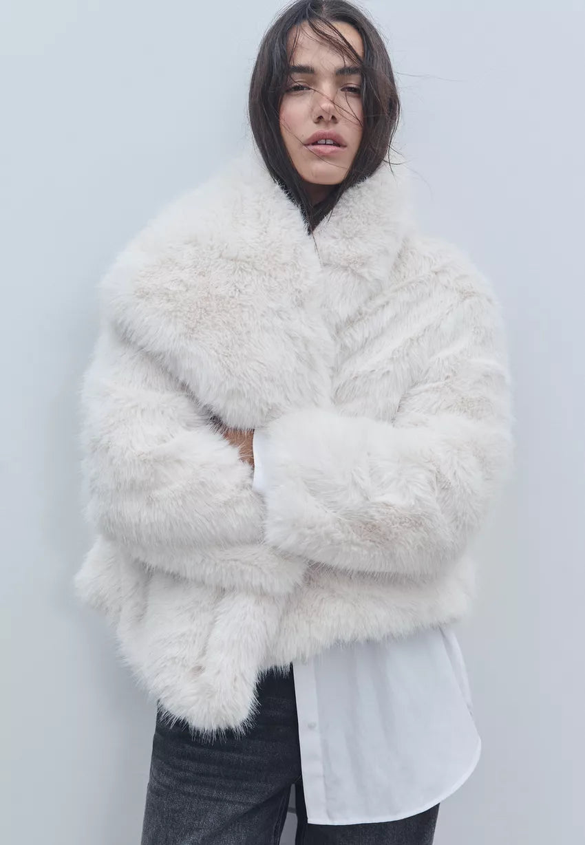 Nell | Cropped Fur Jacket